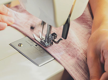 couverture de : Couture : R&eacute;paration & Retouche &agrave; la machine