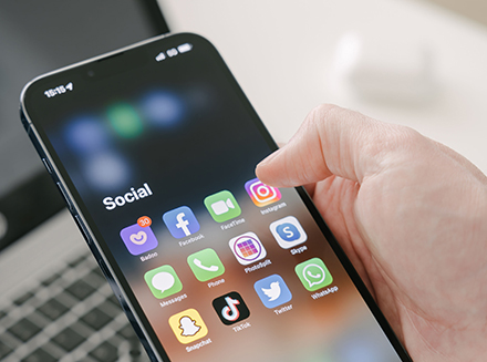 couverture de : Vendre sur Facebook & Instagram