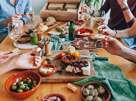 couverture de : Cuisine : tapas et planches &agrave; d&eacute;guster