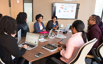 couverture de : Powerpoint - L'art de pr&eacute;senter ses slides